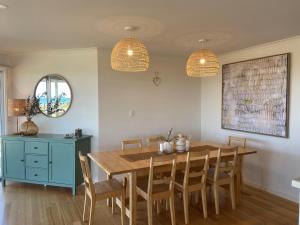 Samphire Stays at Foul Bay