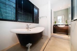 Luxurious Villa Near Bangtao Beach