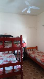 Casa para temporada na Praia Grande aprox 100 mts da praia