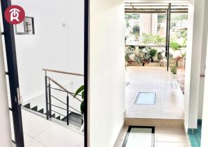 Reset Hotel Coworking 3 Bedroom Suite with Rooftop Access