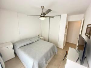 Espacio C Jardín con estacionamiento