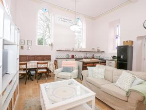 The Old Nant-y-Fflint Chapel