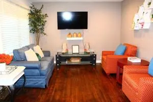 Cozy, Relaxing 4-Bedroom House in Forest Park - Conley