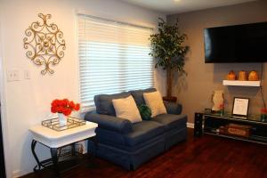 Cozy, Relaxing 4-Bedroom House in Forest Park