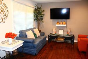 Cozy, Relaxing 4-Bedroom House in Forest Park