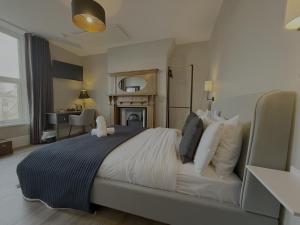 Number One Hundred Bed And Breakfast