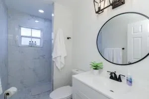 Dreamy Bay Apartment 2bed 1bath with full kitchen and laundry - 萨拉索塔