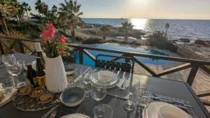 Seafront Villa Galatea - Khlorakas