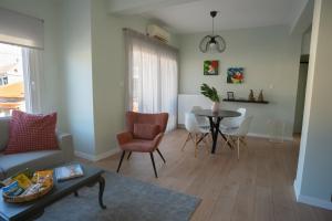 Παράθυρο στη λίμνη