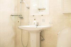 Beautiful House Near subway station