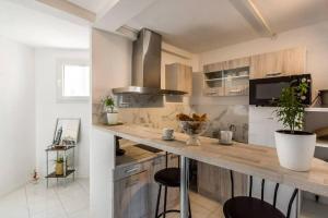 Appartements T3 Lumineux, 5pers, 2 chambres, wifi et parking : photos des chambres