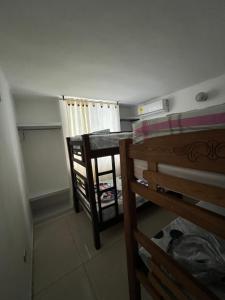 Confortable apartamento en hermoso condominio.