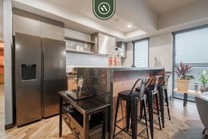 2 BR Penthouse in Roma - Private Rooftop Garden