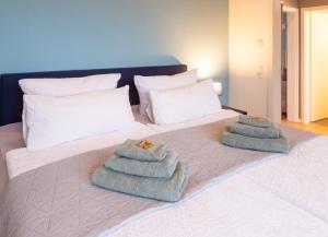 MiCasa OL - Modernes Penthouse - Stellplatz - Küche - WLAN - Dachterrasse - E Ladesäule