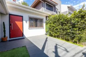 Casa Completa com garagem - Guraituba