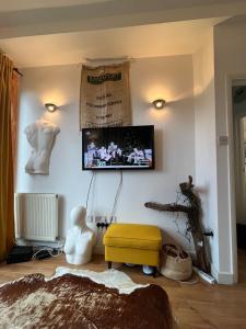 Cosy Camden 1 Bedroom Terrace Apartment