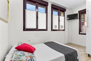 Apto San Antón frente al puerto de Llanes