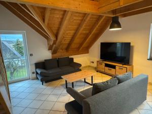 5-Seen-Loft mit 4-6 Schlafplätzen, Ferienwohnung Nähe Ammersee