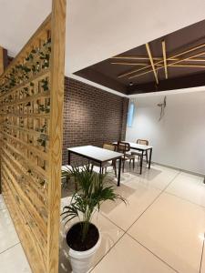 Back Stayz Laxman Jhula