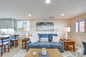 20 Mi to Pittsburgh Natrona Heights Apt