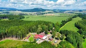 Chatový areál Zděřina - Pěkov