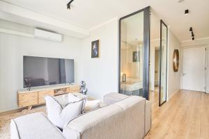 8s at Ellipse Waterfall