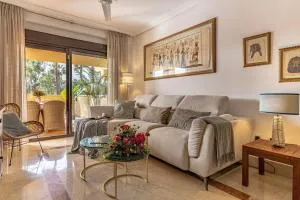 Tropical Sunset Paradise with Pool and Free Parking - Sotogrande