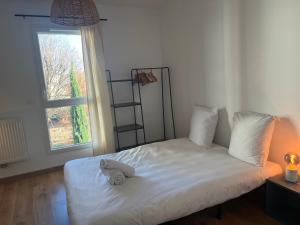 Sweet & Charm for this cozy appt in Saint-Julien