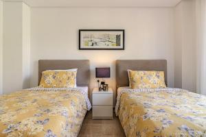 Waterfront Polo Royale III