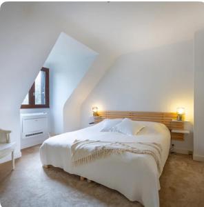 Maisons de vacances La Faisanderie a 5 min du Chateau de Chambord avec Grand Parc et Piscine : photos des chambres