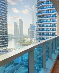 Cozy 1 Bedroom Apartment with Marina and Sea View Z1306