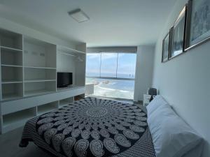 Casa de playa con vista al mar y piscina