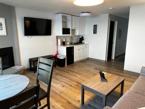 One Bedroom Suite room in Westshore Oceanfront