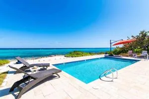 Thatch Hill - Renovated Beach House with Pool, Short Walk to the Rum Point Club - Brinkleys
