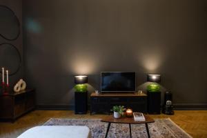 Hidden Gem by Dohany Synagogue & Fashion Street