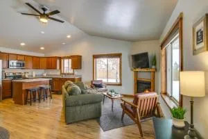 Cozy Belgrade Home Near Skiing, Hiking and Airport! - بلغراد