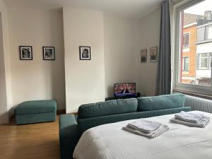 Charming Uccle Apartment with City Views