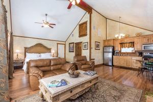 Appian Way Tuscan Cottage