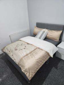 Manor House walsall 3