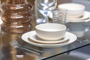 Bold & Vibrant 1-Bedroom Escape in Prime Location!