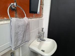 Casa Completa Grande y Fresca con AA The best Location