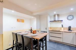 Maisons de vacances Le Relais de la Poste Roubaix 6ch 6 sdb, 12 pers Centre Fibre : photos des chambres