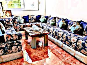 Fez Airport Spacious 3-Bedroom Family Apartment - Free Parking