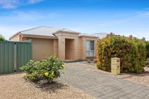 Majon - 11 Manning Ave, Encounter Bay - Waitpinga