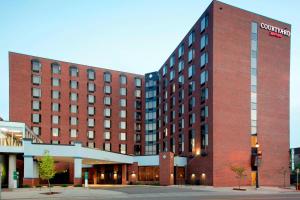 Courtyard by Marriott St. Cloud