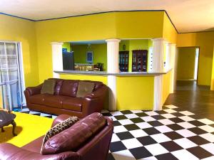 Grand Sunset Luxury Guest House with Mountain and Seaview - 5 bedroom - Jamaica, St Elizabeth, Junction