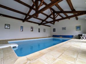 B&B / Chambres d'hotes Sejournez en Ferme avec Piscine, Tennis, Chevaux et Parking Securise - FR-1-582-518 : photos des chambres