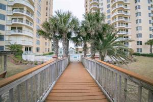 Beach Colony West 9D