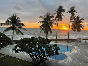 Hua Hin Beachfront Retreat with Sunrise view from the room