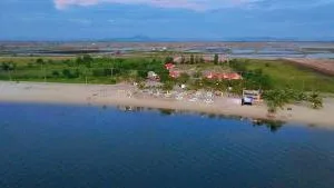 The Last Beach House - 白马市